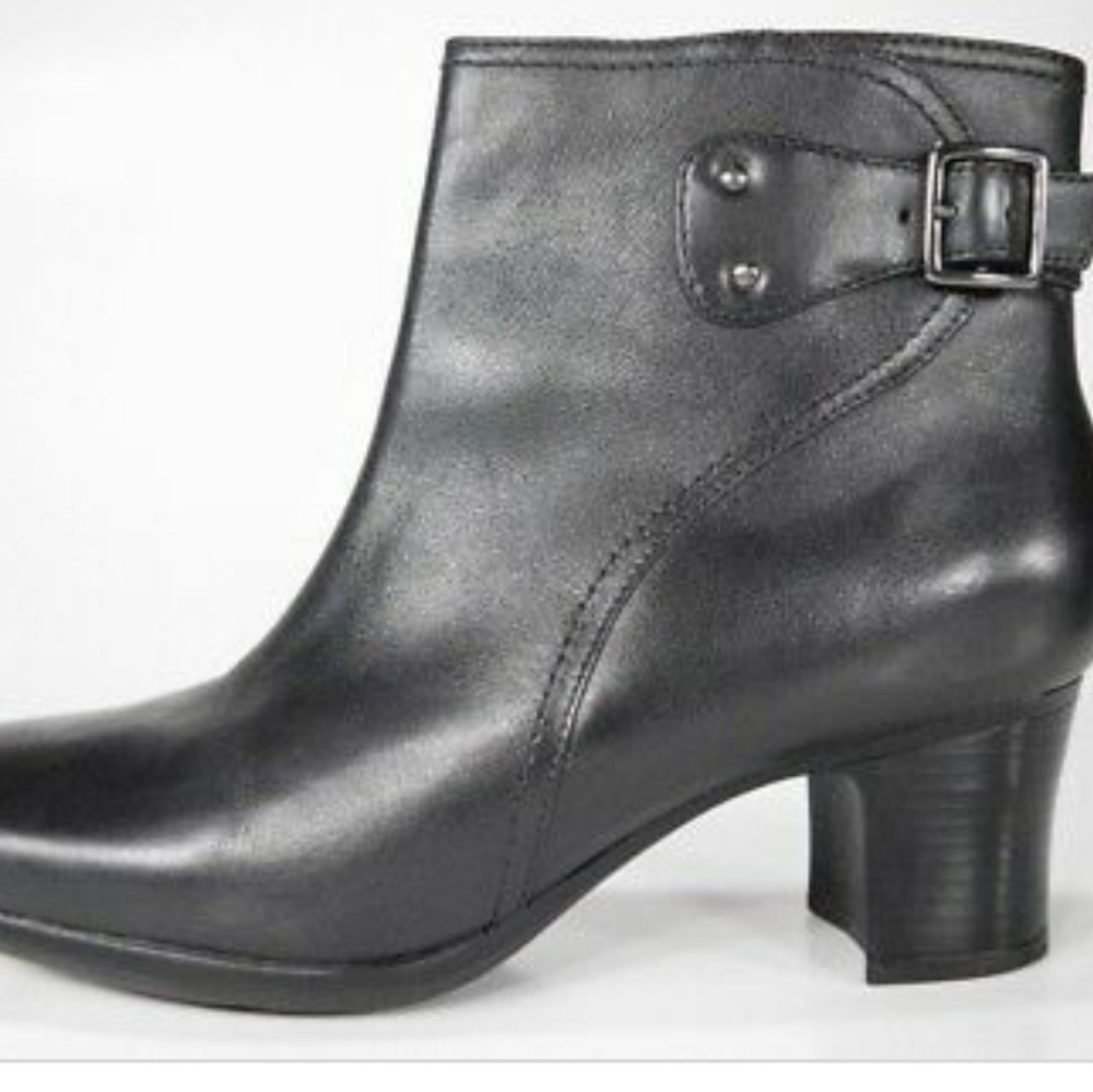 Clarks Ladies Ankle Boots